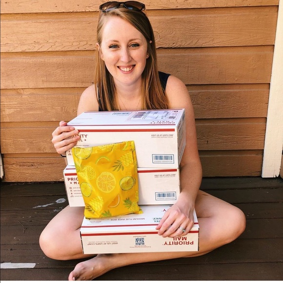 Meet your Posher, Kelly - Picture 5 of 6